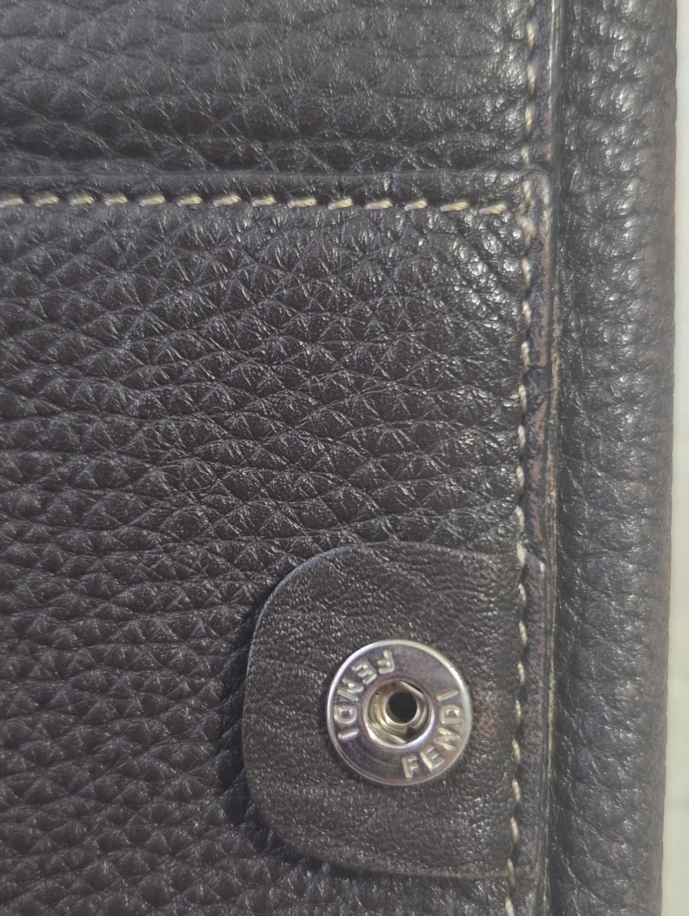 FENDI Dark Brown Selleria Grained Leather Bifold Wallet Saddle Stitch Vtg - Picture 16 of 16
